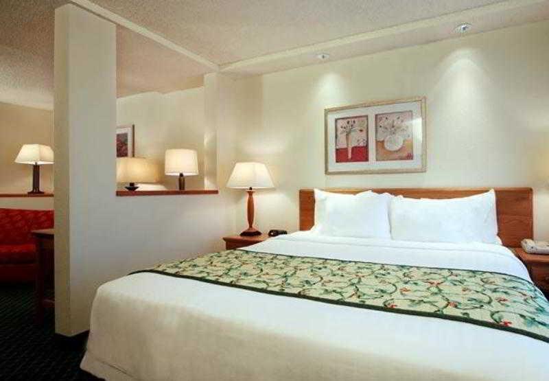 Fairfield Inn And Suites By Marriott Houston The Woodlands Bilik gambar
